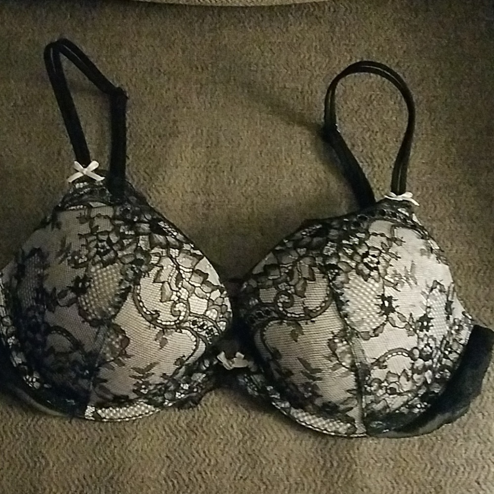 Victoria's Secret Push-up/ Pigeonnant 34C